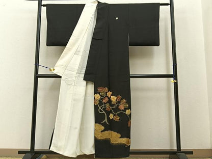 平和屋着物■豪華黒留袖　駒刺繍　松　金彩　正絹　逸品　BAAW5589hj