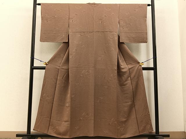 平和屋着物■上質な色無地 鱗地紋 枇杷茶色 正絹 逸品 BAAW5746hj