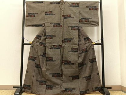 平和屋着物●本場大島紬　7マルキ　横段更紗花文　やまと誂製　正絹　逸品　BAAW5922hj