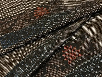 平和屋着物●本場大島紬　7マルキ　横段更紗花文　やまと誂製　正絹　逸品　BAAW5922hj