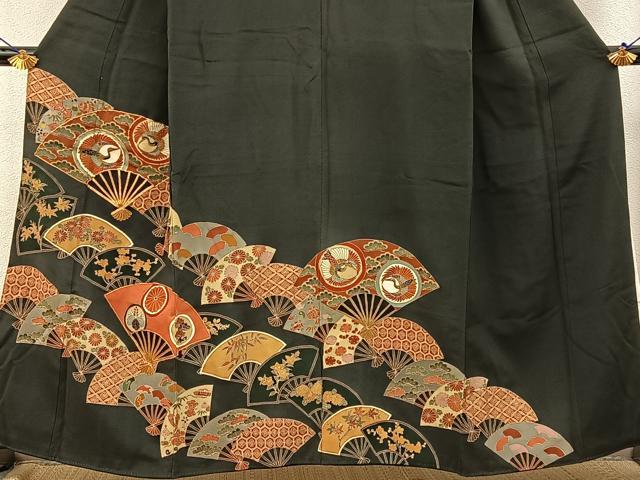 平和屋着物■豪華黒留袖　駒刺繍　扇面飛鶴花文　金彩　正絹　逸品　BAAW5963hj