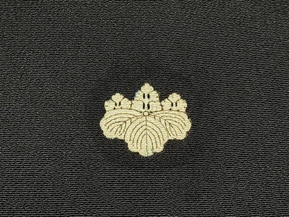 平和屋着物■豪華黒留袖　駒刺繍　扇面飛鶴花文　金彩　正絹　逸品　BAAW5963hj