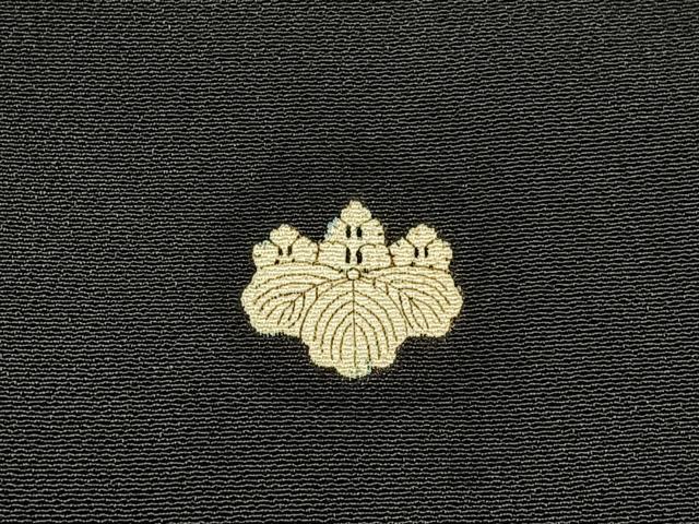 平和屋着物■豪華黒留袖　駒刺繍　扇面飛鶴花文　金彩　正絹　逸品　BAAW5963hj