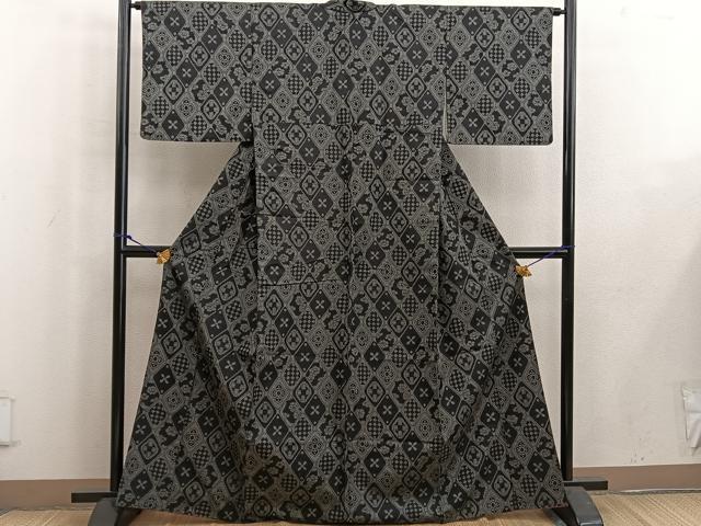 平和屋着物■上質な紬　菱花文　黒地　正絹　逸品　BAAW6180mz
