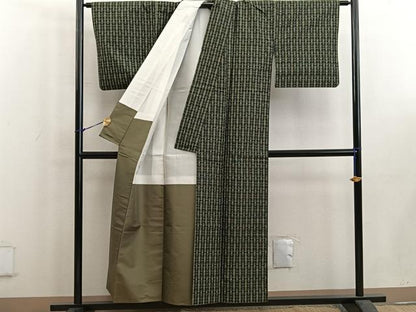 平和屋着物■本場村山大島紬 草葉文 正絹 逸品 BAAW6216mz