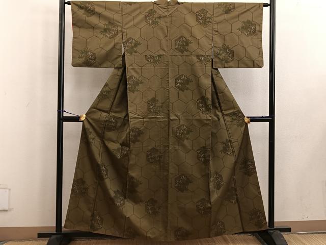 平和屋着物■上質な紬 亀甲草葉文 正絹 逸品 BAAW6297mz