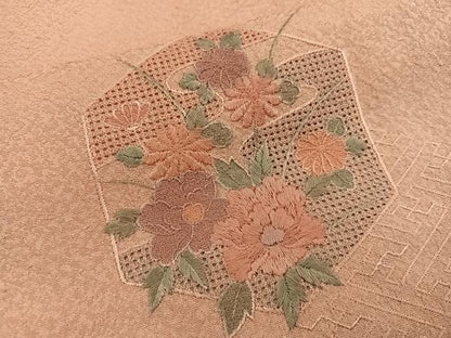 平和屋着物■訪問着　総刺繍　スワトウ刺繍　亀甲花文　暈し染め　正絹　逸品　未使用　BAAW6486mz