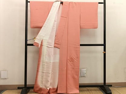平和屋着物■無地絵羽訪問着　総刺繍　スワトウ刺繍　地紙重ね花文　珊瑚朱色　正絹　逸品　BAAW6579mz