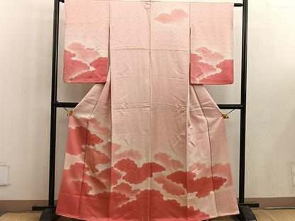 平和屋着物■訪問着　雲重ね文　暈し染め　金通し地　正絹　逸品　BAAW6590mz