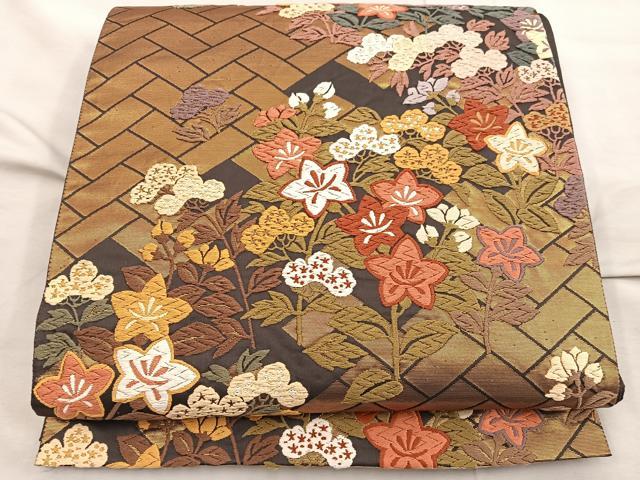 平和屋着物●六通柄袋帯　唐織　檜垣秋草文　金糸　正絹　逸品　BAAW6731mz