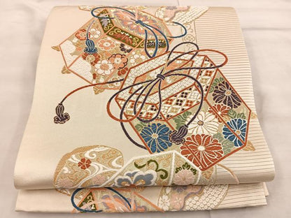 平和屋着物●六通柄袋帯　唐織　貝桶花文　金糸　正絹　逸品　BAAW6735mz