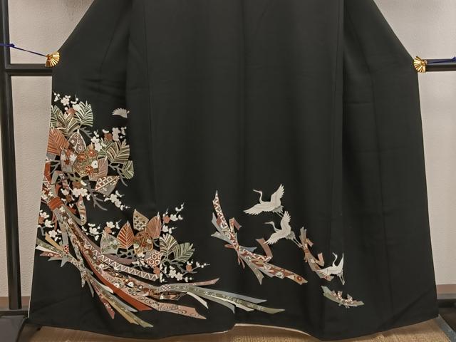 平和屋着物■豪華黒留袖 駒刺繍 飛鶴花文 金彩 正絹 逸品 BAAW6859mz