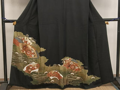 平和屋着物■豪華黒留袖　駒刺繍　地紙重ね鼓飛鶴花文　金彩　正絹　逸品　BAAW6861mz