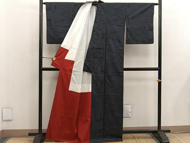 平和屋着物■本場大島紬 9マルキ 菱花文 正絹 逸品 BAAW6958mz
