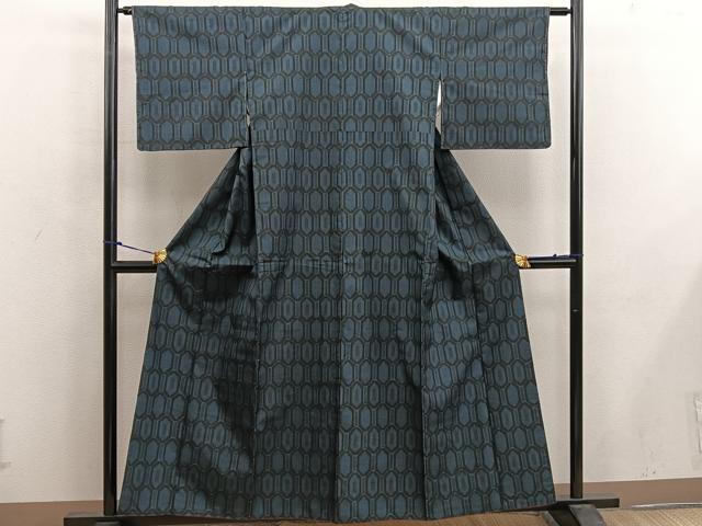 平和屋着物■本場村山大島紬 亀甲文 正絹 逸品 BAAW6965mz