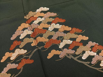 平和屋着物■色留訪問着 総刺繍 駒刺繍 松 金糸 正絹 逸品 BAAW6979mz