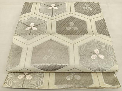 平和屋着物◎六通柄袋帯 唐織 亀甲松葉文 九百白眉錦 銀糸 正絹 逸品 BAAW7380qw