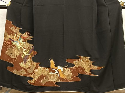 平和屋着物■豪華黒留袖　駒刺繍　松飛鶴文　金彩　正絹　逸品　BAAW7689hv