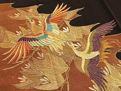 平和屋着物■豪華黒留袖　駒刺繍　松飛鶴文　金彩　正絹　逸品　BAAW7689hv