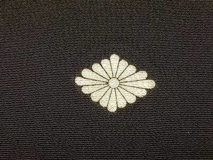 平和屋着物■豪華黒留袖 手描き 駒刺繍 扇面花絵皿文 銀彩 正絹 逸品 BAAW7817hv