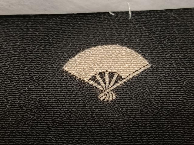 平和屋着物■豪華黒留袖 作家物 駒刺繍 飛鶴樹林文 暈し染め 金彩 正絹 逸品 BAAW7882hv