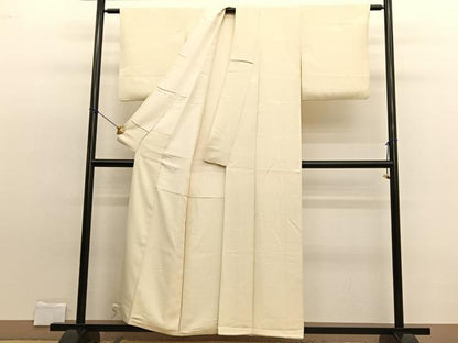 平和屋着物■上質な色無地　雲取り流水地紋　鳥の子色　正絹　逸品　BAAW7934hv