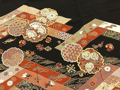 平和屋着物■豪華黒留袖 駒刺繍 吉祥雪輪花文 金彩 正絹 逸品 BAAW8383yc