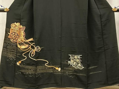 平和屋着物■豪華黒留袖　駒刺繍　寿光織　御所車文　金彩　正絹　逸品　BAAW9005hj