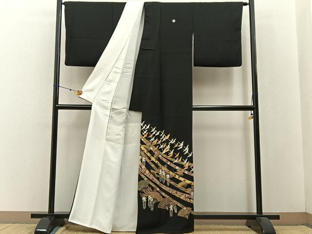 平和屋着物■豪華黒留袖　駒刺繍　飛鶴熨斗花文　金彩　正絹　逸品　BAAW9023hj