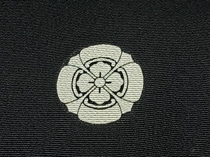 平和屋着物■豪華黒留袖　駒刺繍　飛鶴熨斗花文　金彩　正絹　逸品　BAAW9023hj