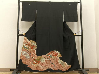 平和屋着物■豪華黒留袖　駒刺繍　群鶴扇面花文　金銀彩　正絹　逸品　BAAW9033hj