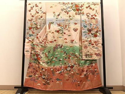 平和屋着物■豪華振袖　松竹梅　几帳宝尽くし花文　暈し染め　金彩　正絹　逸品　BAAW9034hj