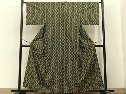 平和屋着物■本場村山大島紬　吉祥文　正絹　逸品　BAAW9162hj