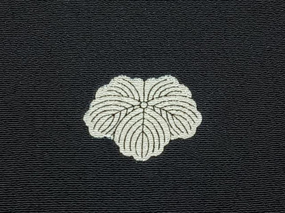 平和屋着物■豪華黒留袖 作家物 刺繍 屏風花鳥文 金彩 正絹 逸品 BAAW9165hj