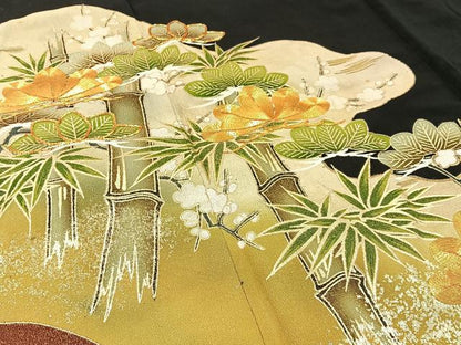 平和屋着物■豪華黒留袖 駒刺繍 松竹梅 金彩 正絹 逸品 BAAW9547hj
