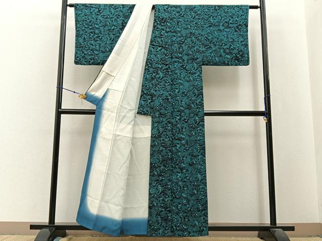 平和屋着物●上質な小紋　本藍　型絵染　流水花文　鬼しぼ縮緬　正絹　逸品　CABB5106vp 平和屋着物○上質な小紋 型染め 風景草花文 鬼しぼ縮緬 正絹 逸品 未