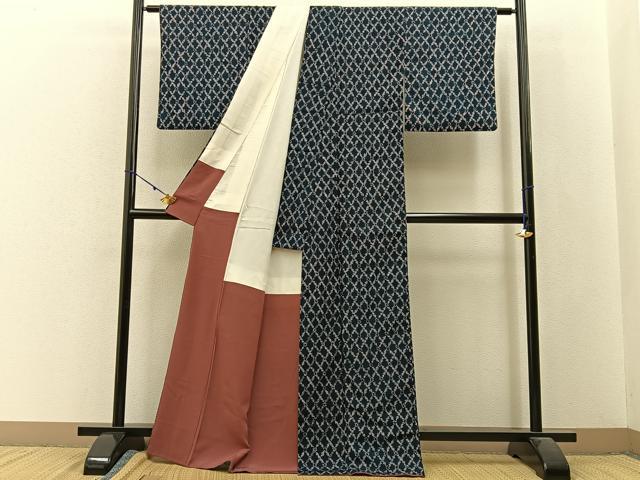 平和屋着物■上質な小紋 ろうけつ染め 菱花文 正絹 逸品 BAAW9607hj