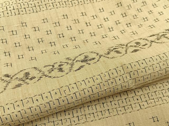 平和屋着物■上質な紬　亀甲柄　横段花唐草文　背抜き仕立て　正絹　逸品　BAAW9637hj