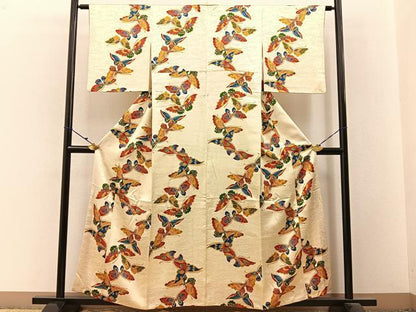 平和屋着物■上質な小紋　舞蝶文　正絹　逸品　BAAW9693hj
