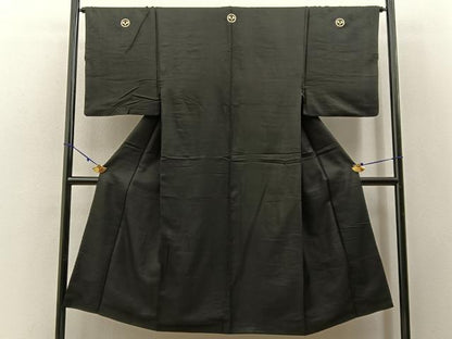 平和屋着物■男性　黒紋付　紬地　正絹　逸品　BAAW9782hj