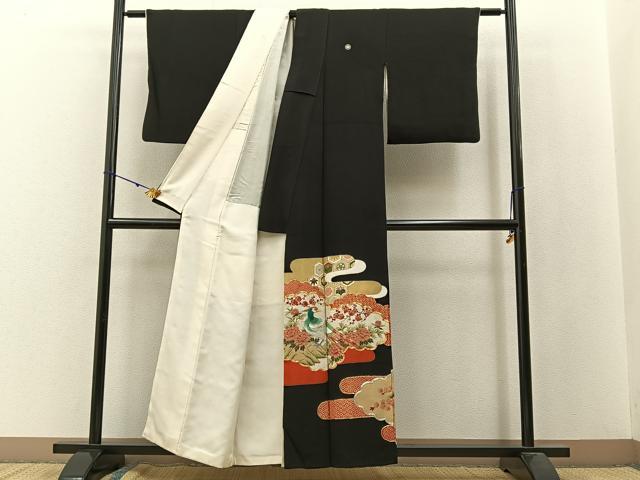 平和屋着物■豪華黒留袖　駒刺繍　孔雀　雲取花文　金銀彩　正絹　逸品　BAAW9816hj