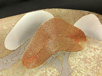 平和屋着物■豪華黒留袖　駒刺繍　文箱飛鶴浜松文　暈し染め　金彩　正絹　逸品　BAAW9840hj