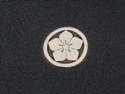 平和屋着物■豪華黒留袖　刺繍　尾長鳥枝花文　金彩　正絹　逸品　BAAW9842hj