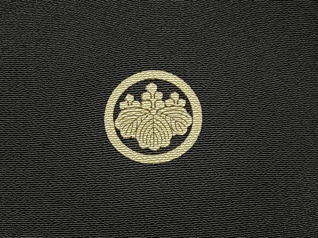 平和屋着物■豪華黒留袖　駒刺繍　飛鶴地紙有職文　金彩　正絹　逸品　BAAW9844hj