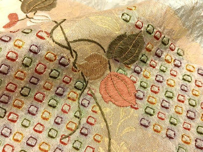 平和屋着物■訪問着　絞り　刺繍　道長草花文　金彩　正絹　逸品　BAAW9956hj