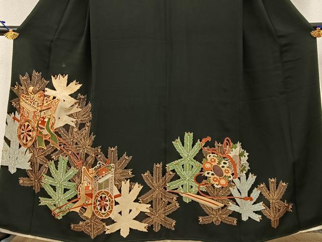 平和屋着物■豪華黒留袖 駒刺繍 御所車若松葉文 金彩 正絹 逸品 BAAW9966hj