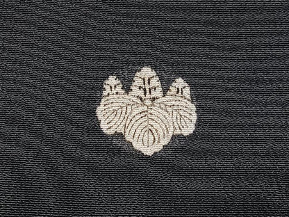 平和屋着物■豪華黒留袖 駒刺繍 御所車若松葉文 金彩 正絹 逸品 BAAW9966hj