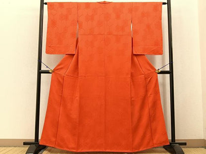 平和屋着物■上質な色無地　亀甲花菱地紋　緋色　正絹　逸品　未使用　BAAW9972hj