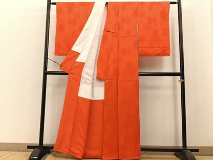 平和屋着物■上質な色無地　亀甲花菱地紋　緋色　正絹　逸品　未使用　BAAW9972hj