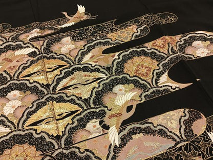 平和屋着物■豪華黒留袖　駒刺繍　飛鶴正倉院花文　金彩　正絹　逸品　BAAW9985hj